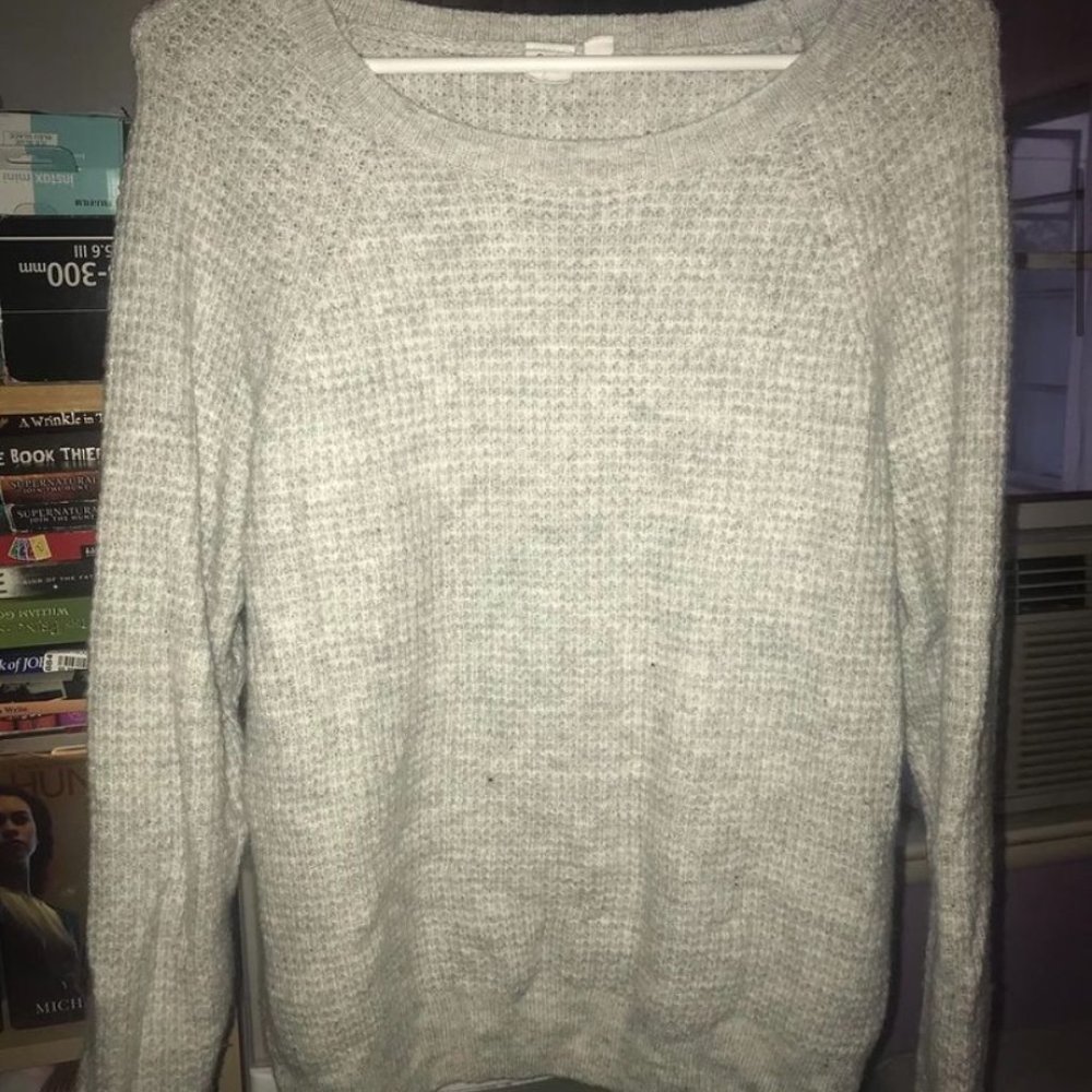 Slightly used GAP Long Sleeve Sweater